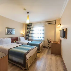 Senabil Old & Hotel Istanboel